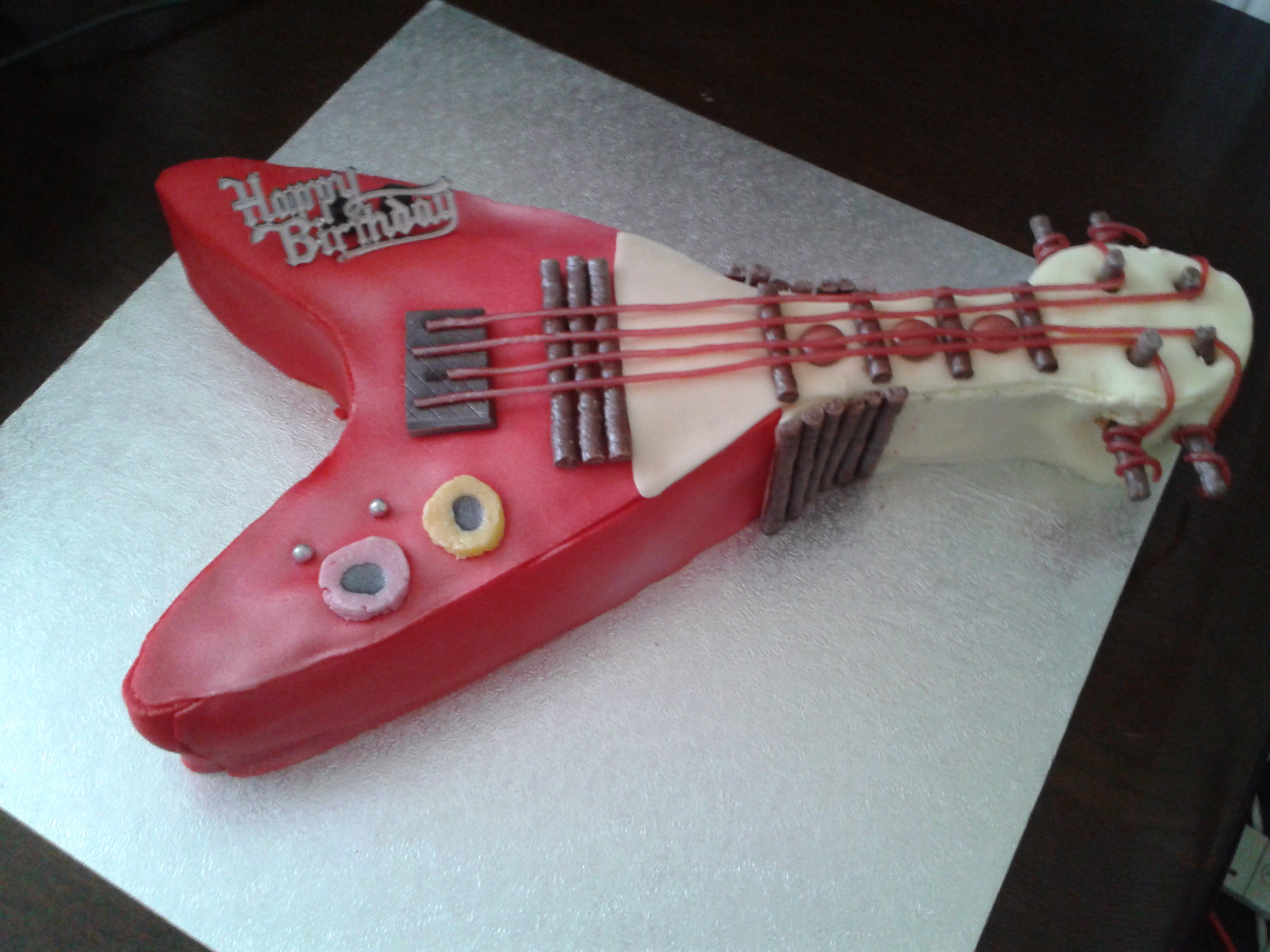 Edible guitars theFretBoard